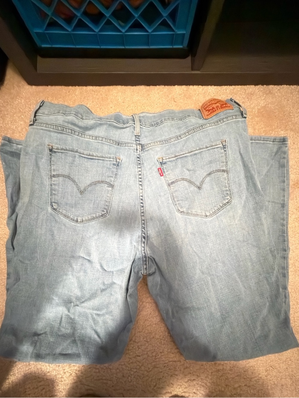 Levi's Women's Light Wash Straight Leg Jeans